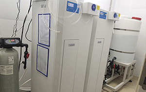 如何判断实验室超纯水机是否需要检修？