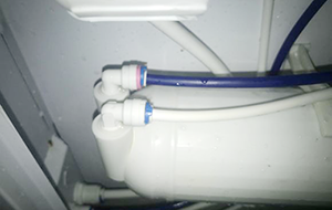 实验室超纯水机RO膜哪个是废水管口？