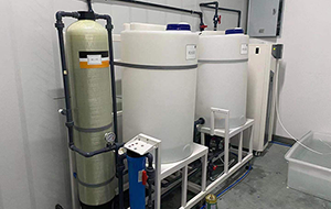 如何提高超纯水设备出水水质？